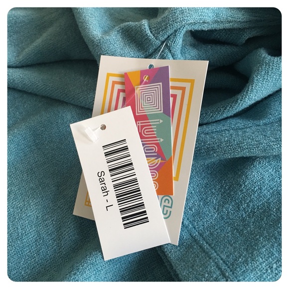 🆕 LULAROE sarah duster sweater - Picture 4 of 8